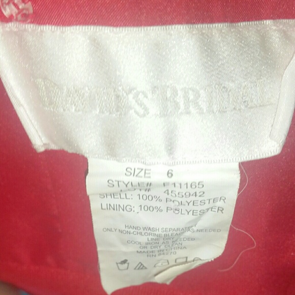 GORGEOUS RED DAVIDS BRIDAL GOWN - Picture 5 of 5